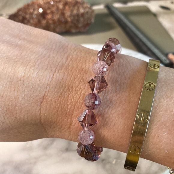 Strawberry Quartz & crystal bracelet - Picture 4 of 5